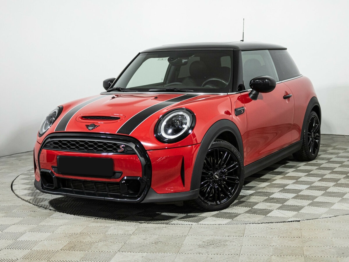 Купить Mini Hatch Cooper S III (F55/F56) Рестайлинг 2, 2021, 37 579 км, фото №1