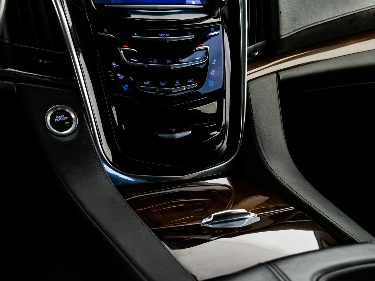 Купить Cadillac Escalade IV, 2015, 270 958 км, фото №9