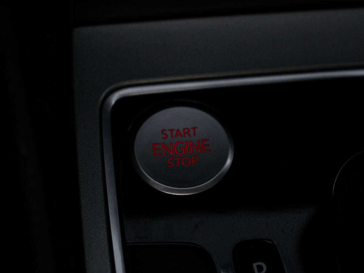 Купить Volkswagen Passat (North America and China), 2021, 12 832 км, фото №13