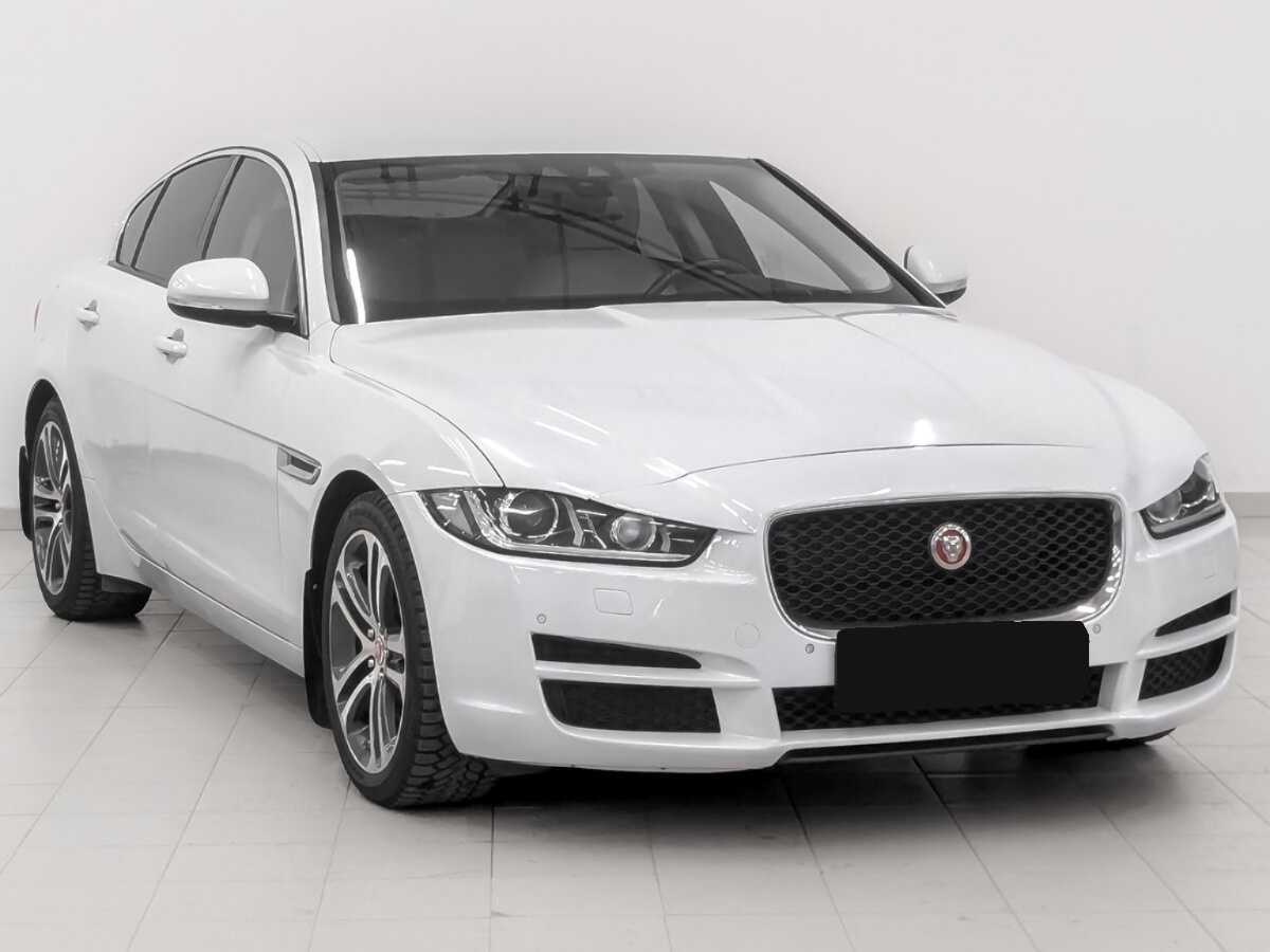 Купить Jaguar XE, 2017, 98 697 км, фото №3