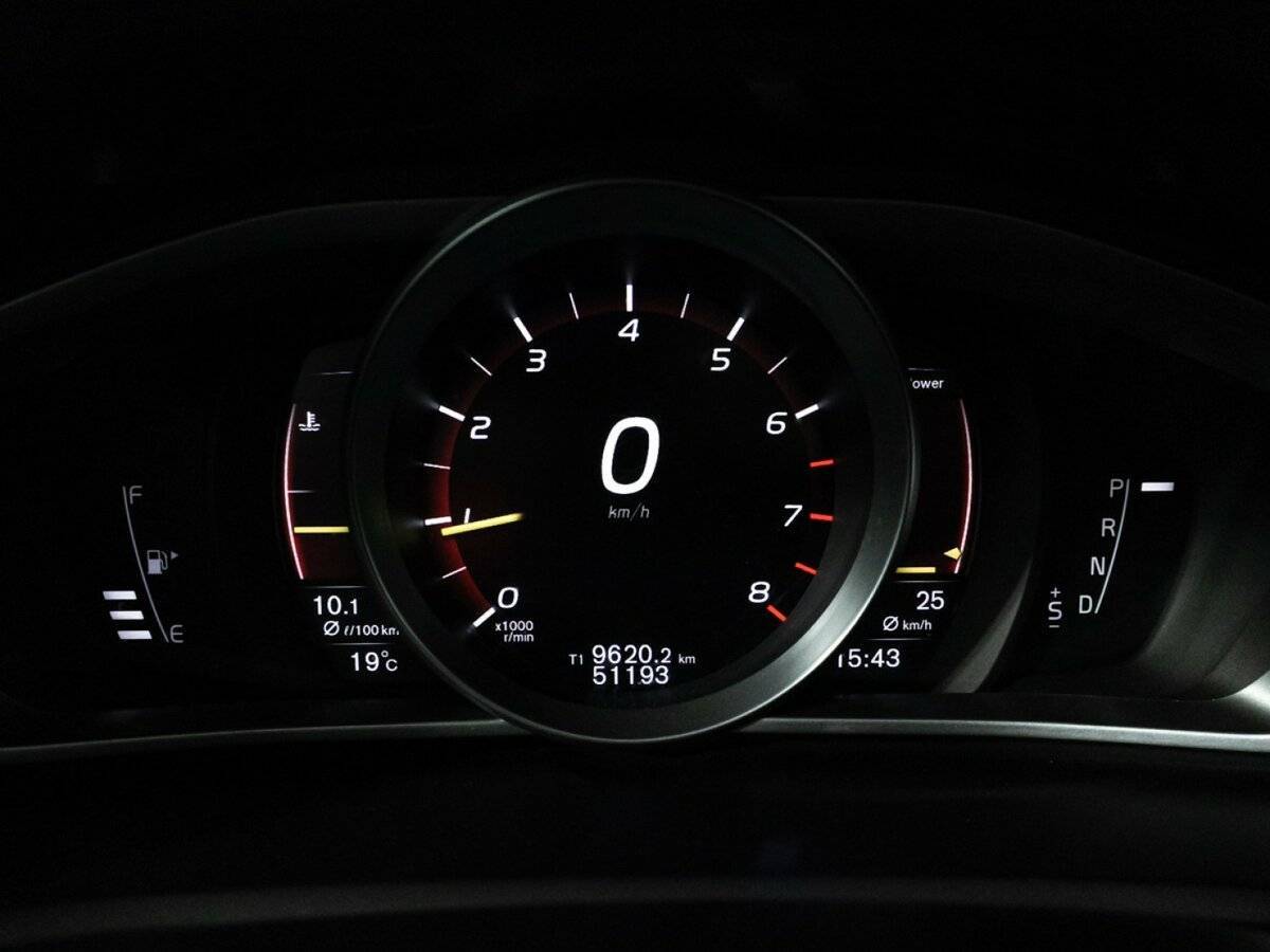 Купить Volvo V40 Cross Country, 2019, 51 192 км, фото №12