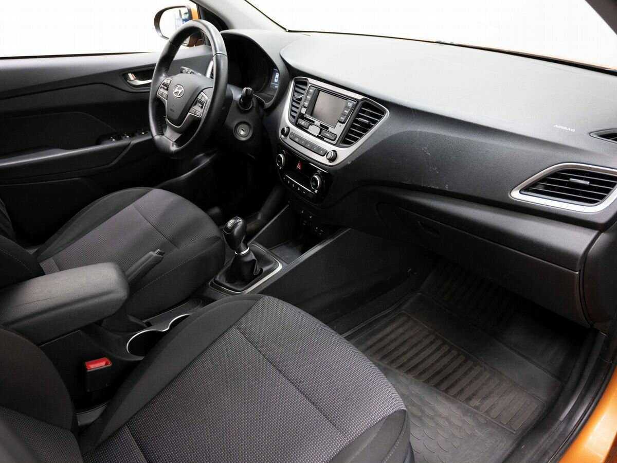 Купить Hyundai Solaris, 2018, 62 000 км, фото №11