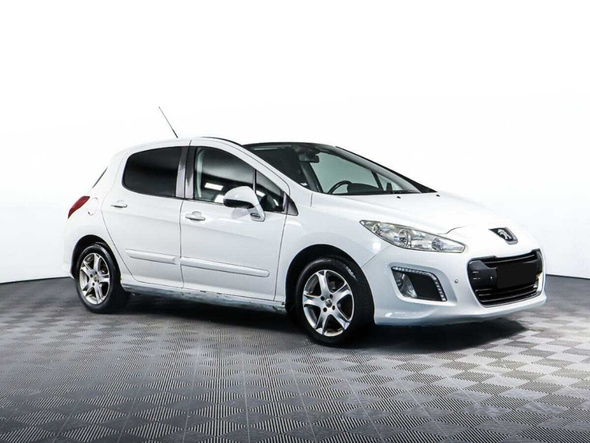Купить Peugeot 308, 2011, 197 926 км, фото №3