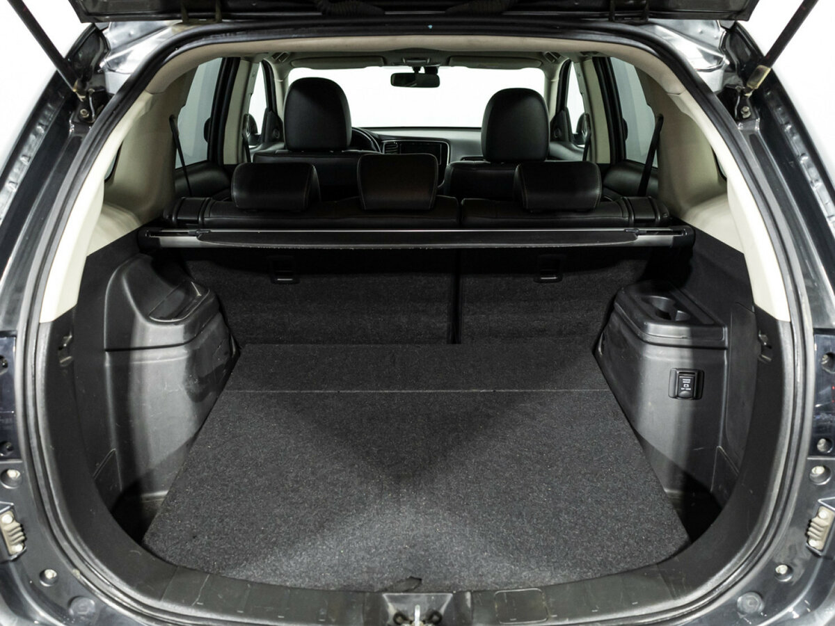 Купить Mitsubishi Outlander III Рестайлинг 2, 2017, 125 000 км, фото №17
