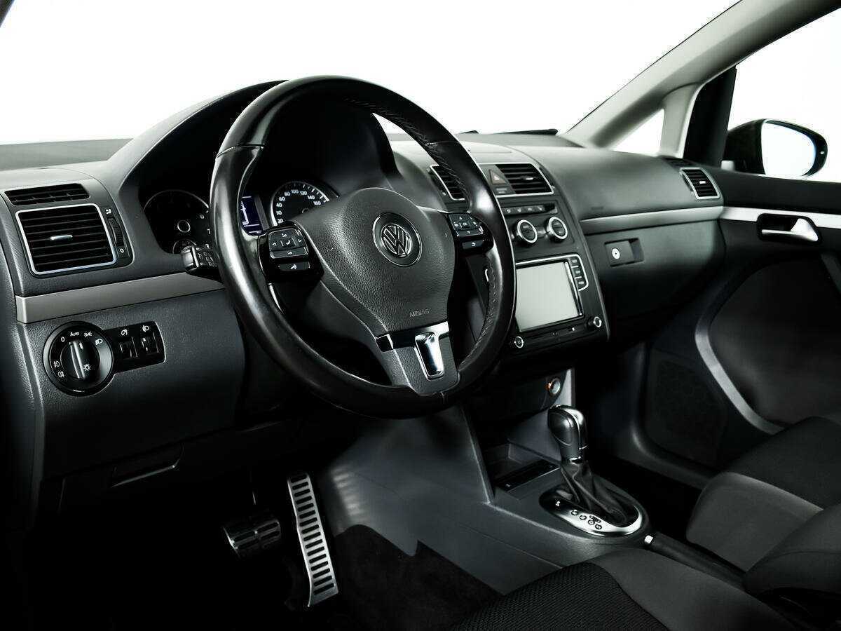 Купить Volkswagen Touran, 2013, 79 715 км, фото №13