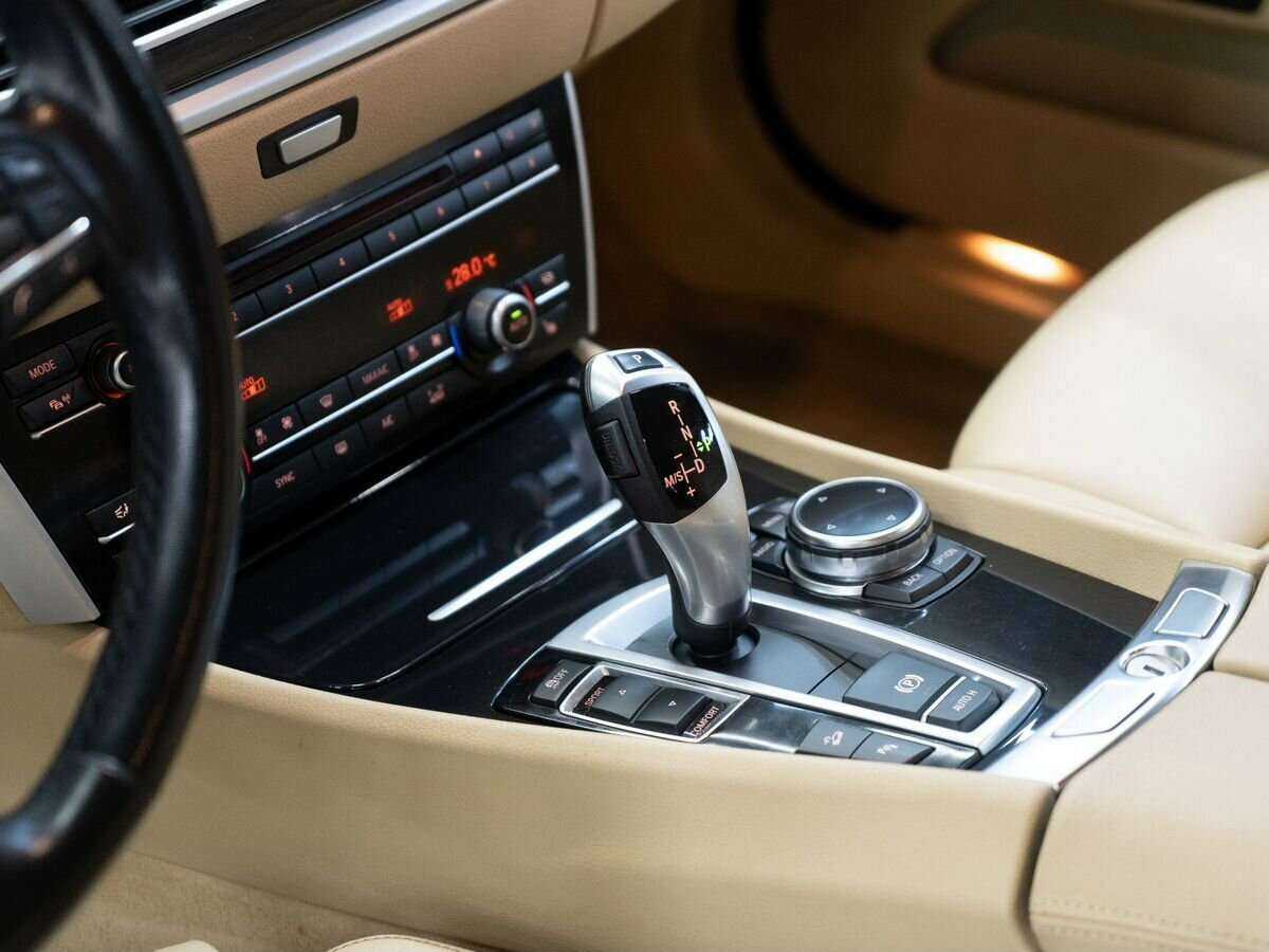 Купить BMW 5 серии Gran Turismo 530d xDrive, 2014, 175 175 км, фото №13