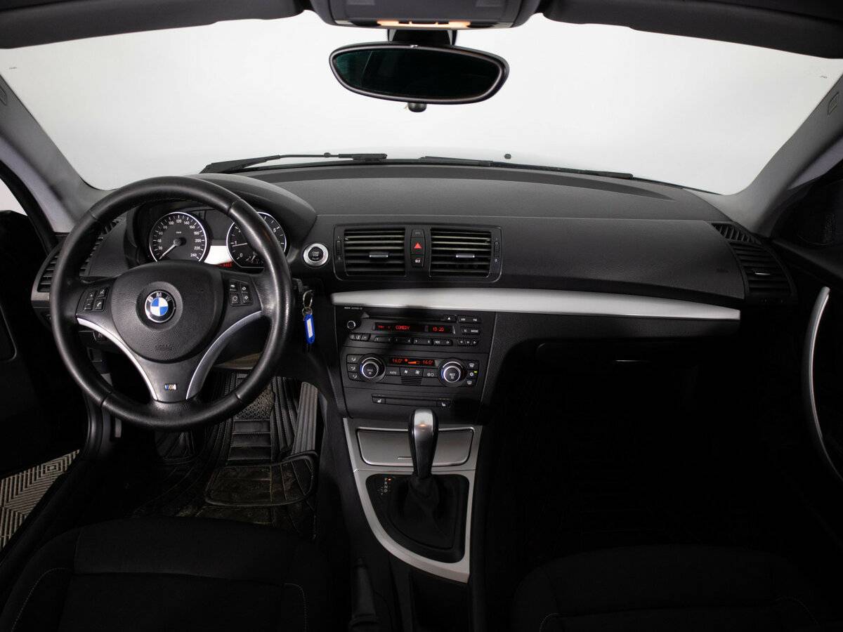 Купить BMW 1 серии 118i I (E81/E82/E87/E88) Рестайлинг, 2008, 265 106 км, фото №7