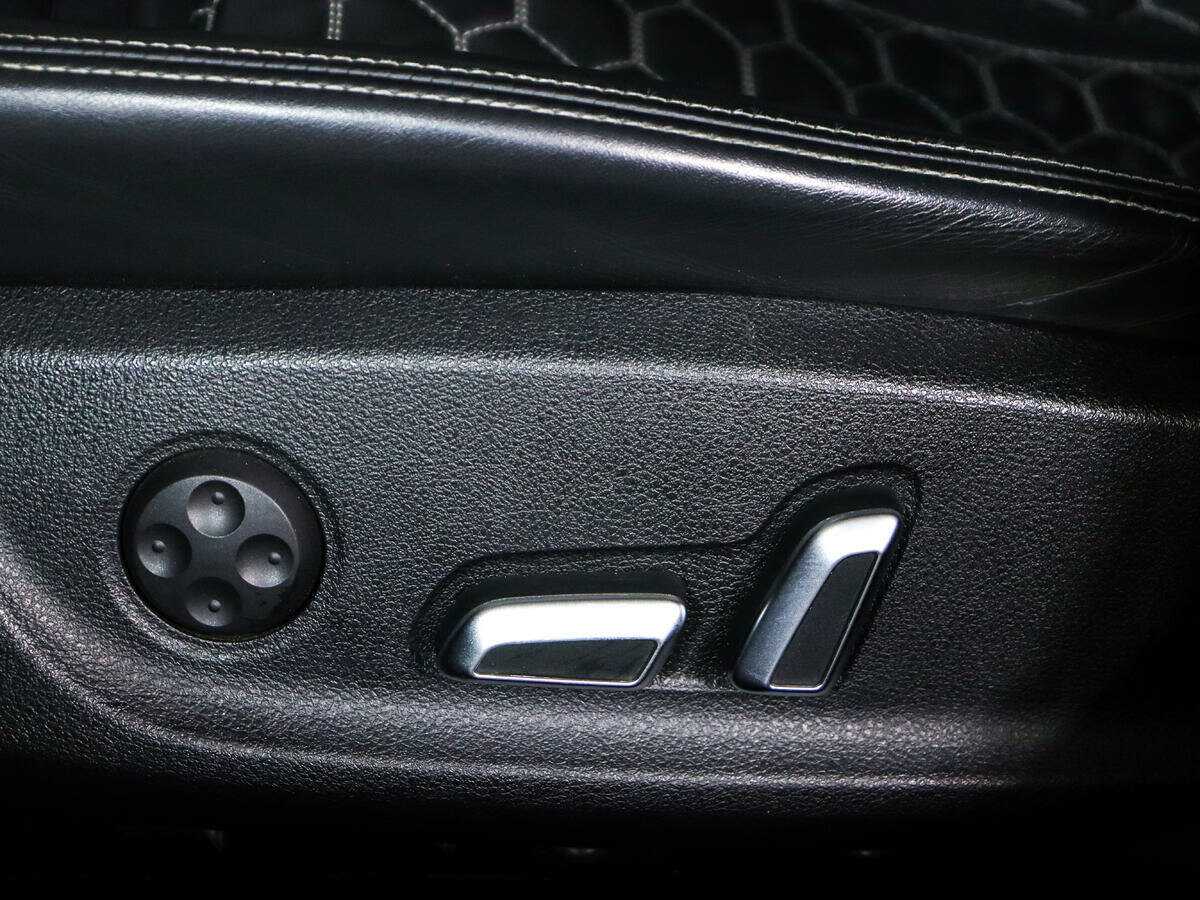 Купить Audi RS 6, 2015, 78 907 км, фото №22
