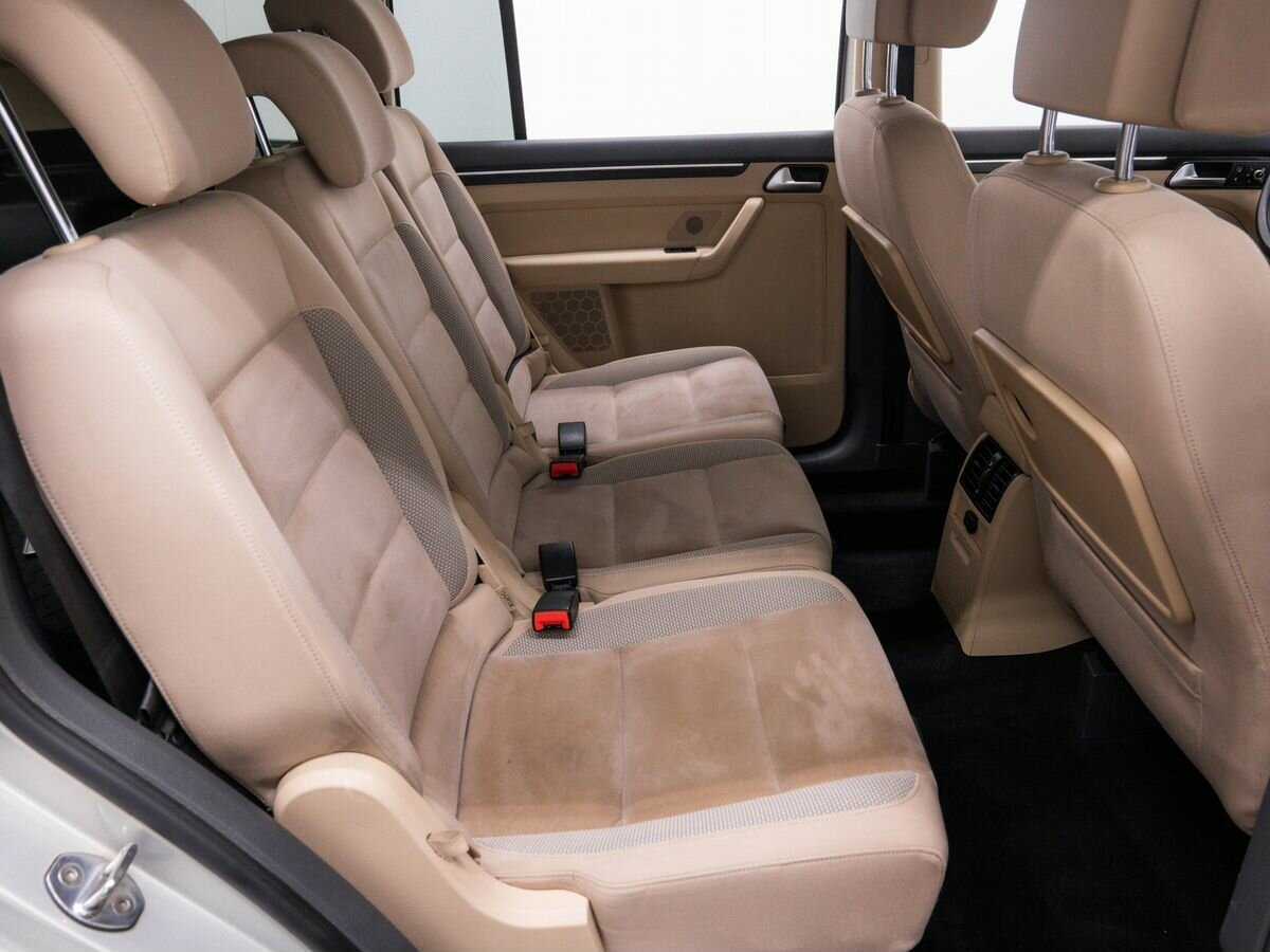 Купить Volkswagen Touran, 2013, 256 000 км, фото №9