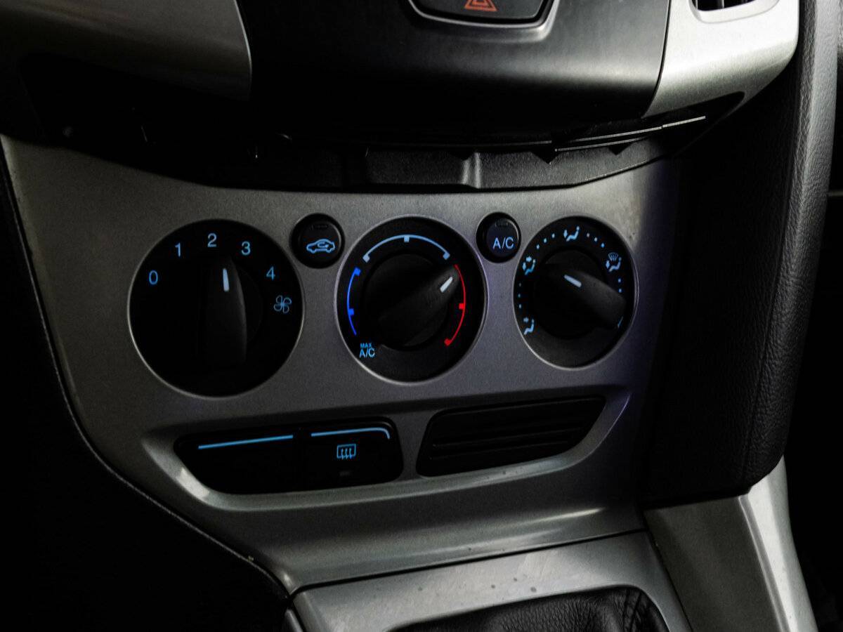 Купить Ford Focus, 2011, 362 783 км, фото №13