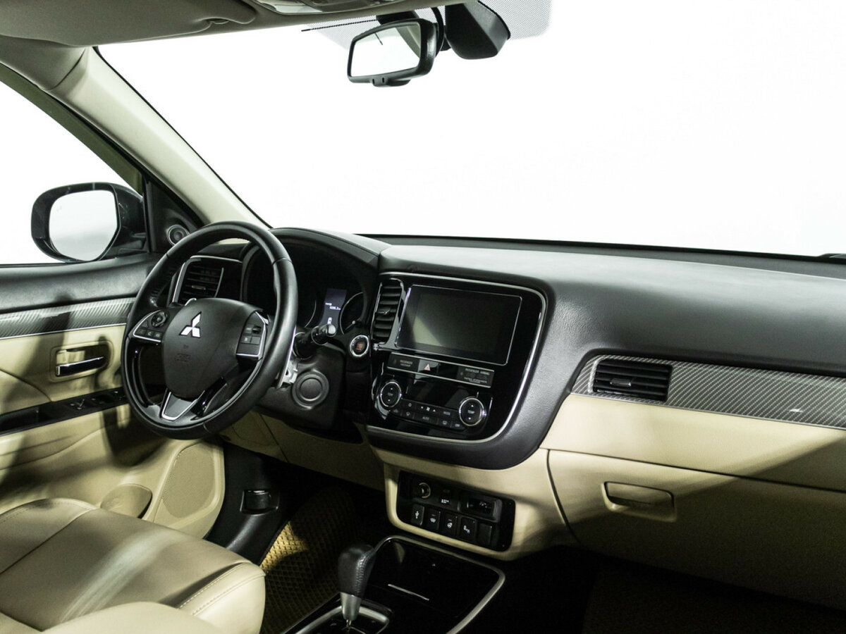 Купить Mitsubishi Outlander III Рестайлинг 3, 2020, 83 453 км, фото №7