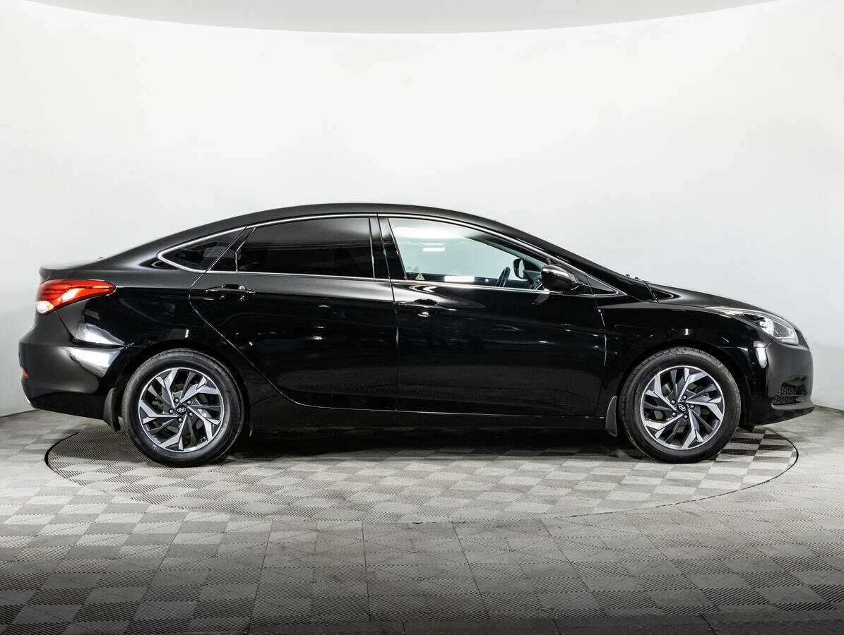 Купить Hyundai i40, 2016, 132 212 км, фото №4