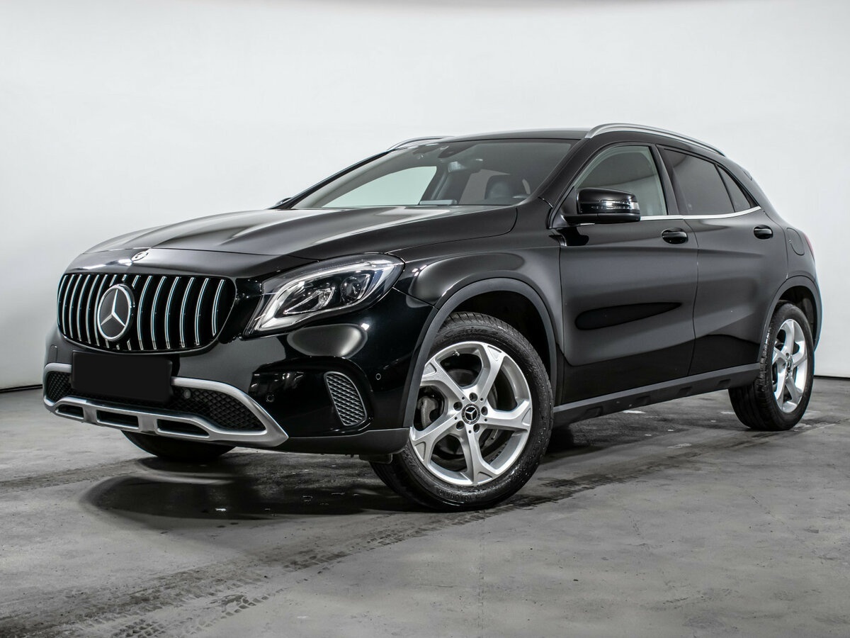 Купить Mercedes-Benz GLA 200 I (X156) Рестайлинг, 2018, 48 258 км, фото №1
