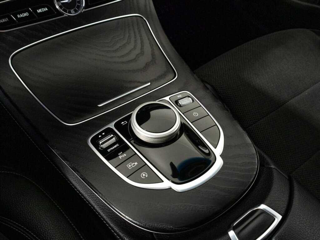 Купить Mercedes-Benz E-Класс 200, 2017, 162 000 км, фото №19