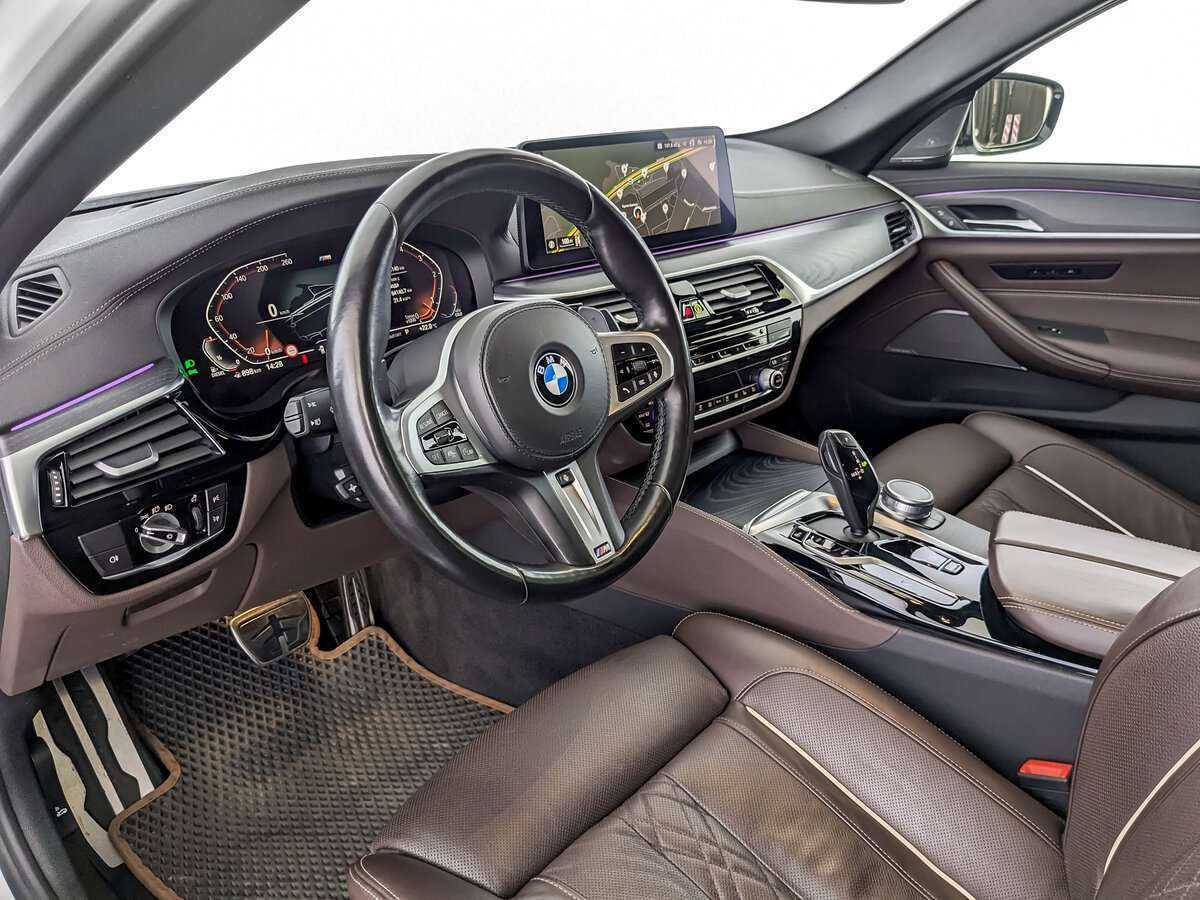 Купить BMW 5 серии 530d xDrive, 2020, 64 100 км, фото №13