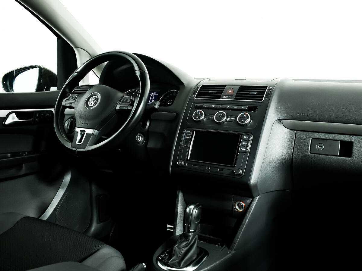 Купить Volkswagen Touran, 2013, 79 715 км, фото №9