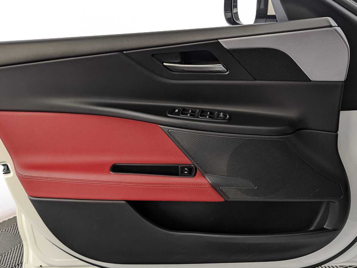 Купить Jaguar XE, 2019, 81 100 км, фото №18