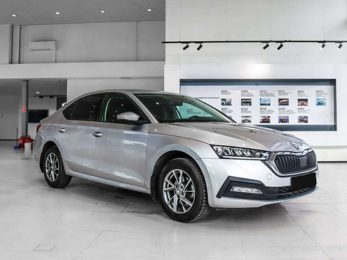 Купить Skoda Octavia, 2021, 54 684 км, фото №2