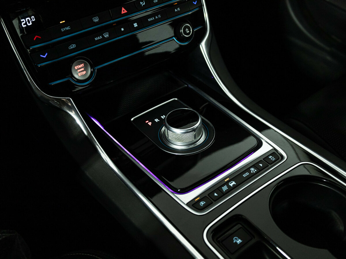 Купить Jaguar XE I, 2015, 150 357 км, фото №20