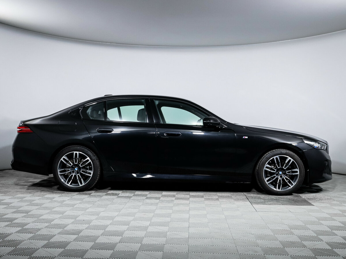 Купить BMW 5 серии 520d xDrive VIII (G60/G61/G68), 2023, 11 666 км, фото №4