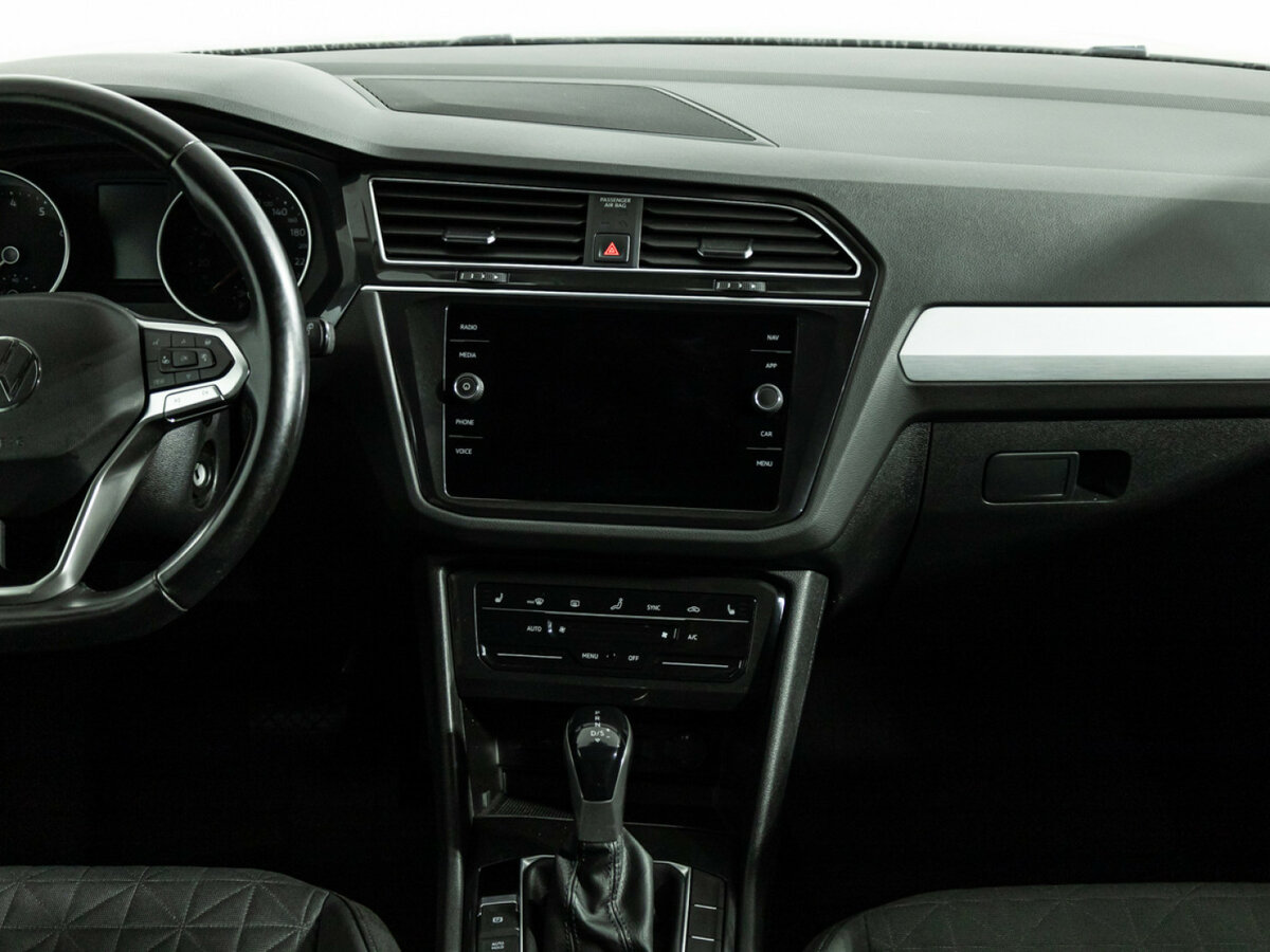 Купить Volkswagen Tiguan II Рестайлинг, 2021, 94 592 км, фото №14