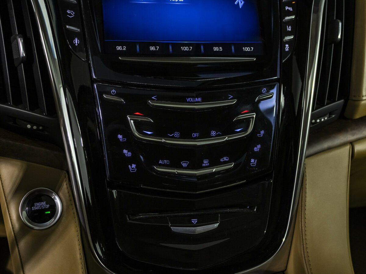 Купить Cadillac Escalade IV, 2015, 95 443 км, фото №18