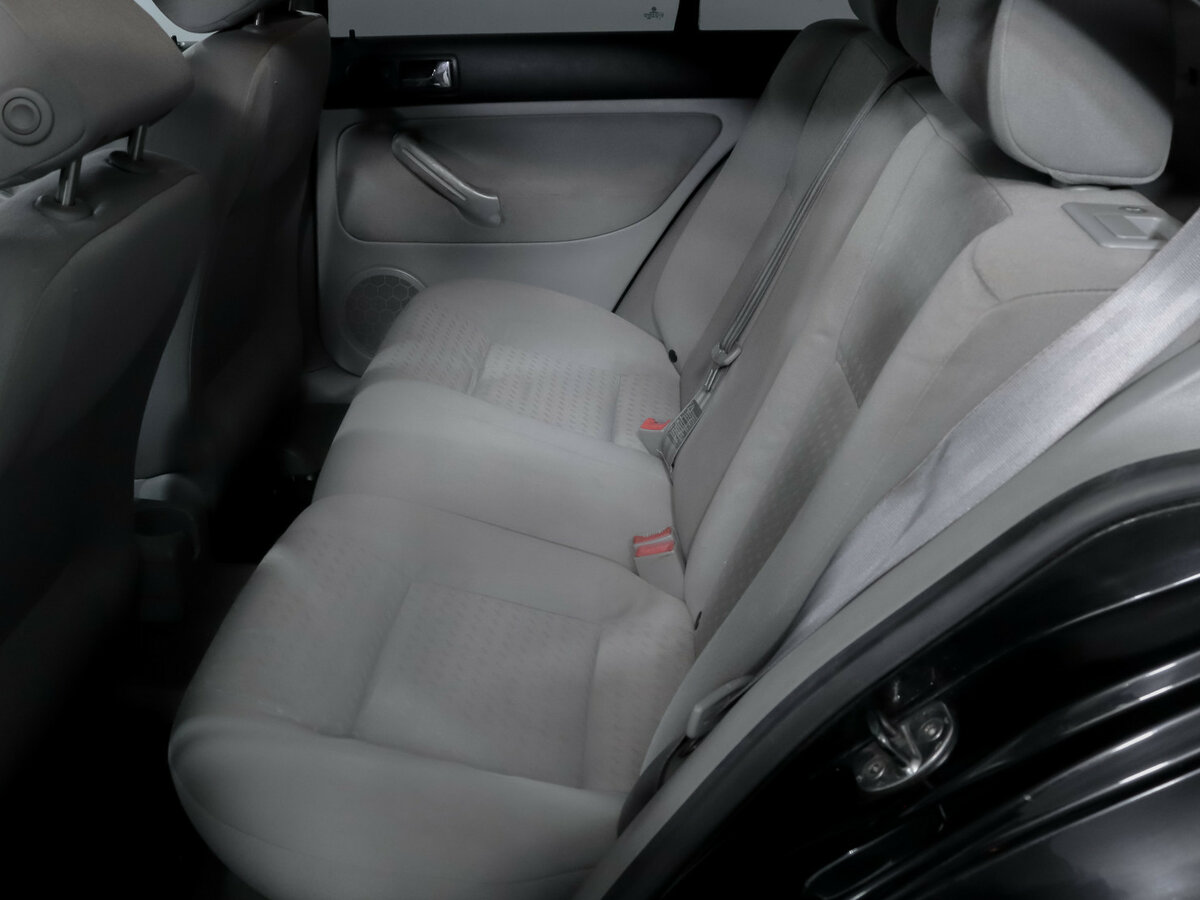 Купить Volkswagen Jetta IV, 2003, 260 655 км, фото №7