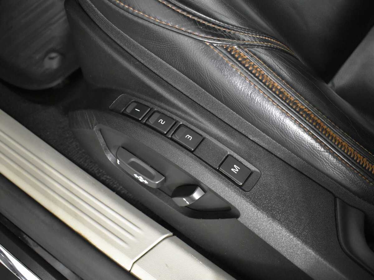 Купить Volvo V40 Cross Country, 2013, 182 220 км, фото №17