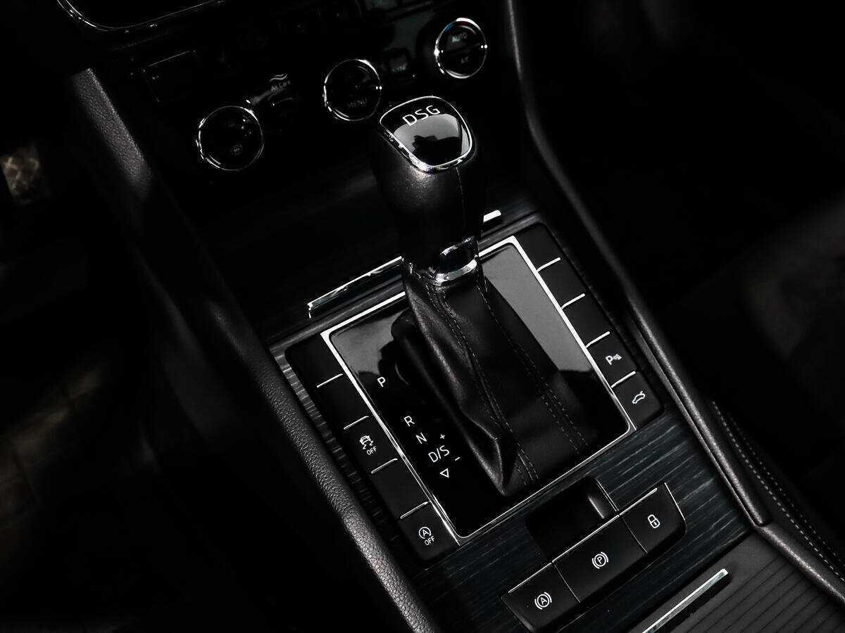 Купить Skoda Superb, 2019, 196 650 км, фото №12