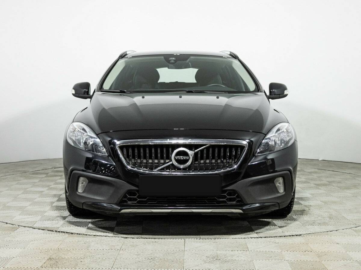 Купить Volvo V40 Cross Country I Рестайлинг, 2017, 45 000 км, фото №2