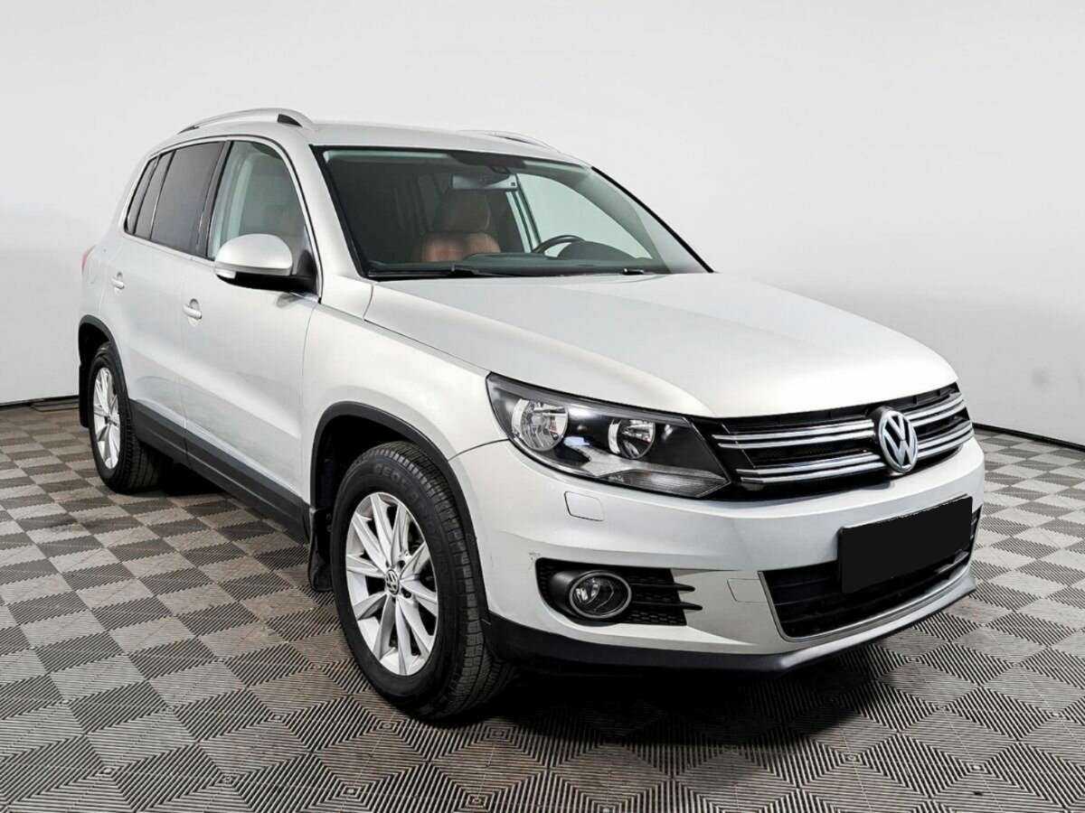 Купить Volkswagen Tiguan, 2012, 127 000 км, фото №3