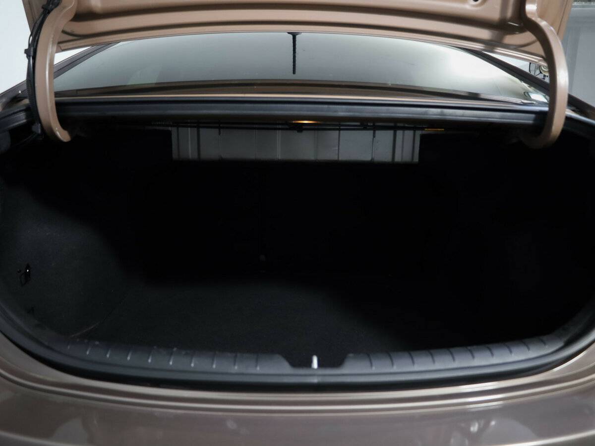 Купить Hyundai Solaris II, 2019, 147 201 км, фото №23