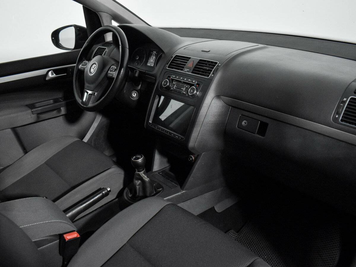 Купить Volkswagen Touran, 2010, 233 470 км, фото №13