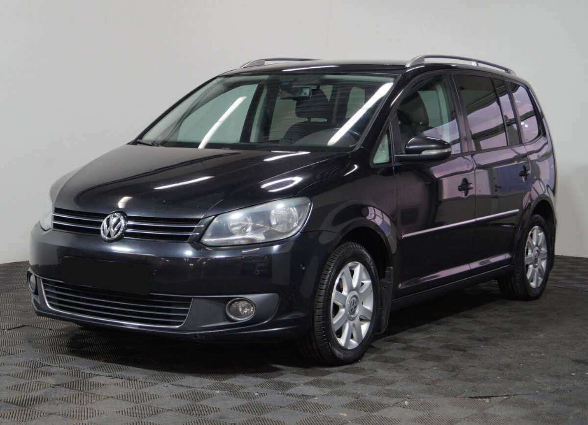Купить Volkswagen Touran, 2012, 172 000 км, фото №1