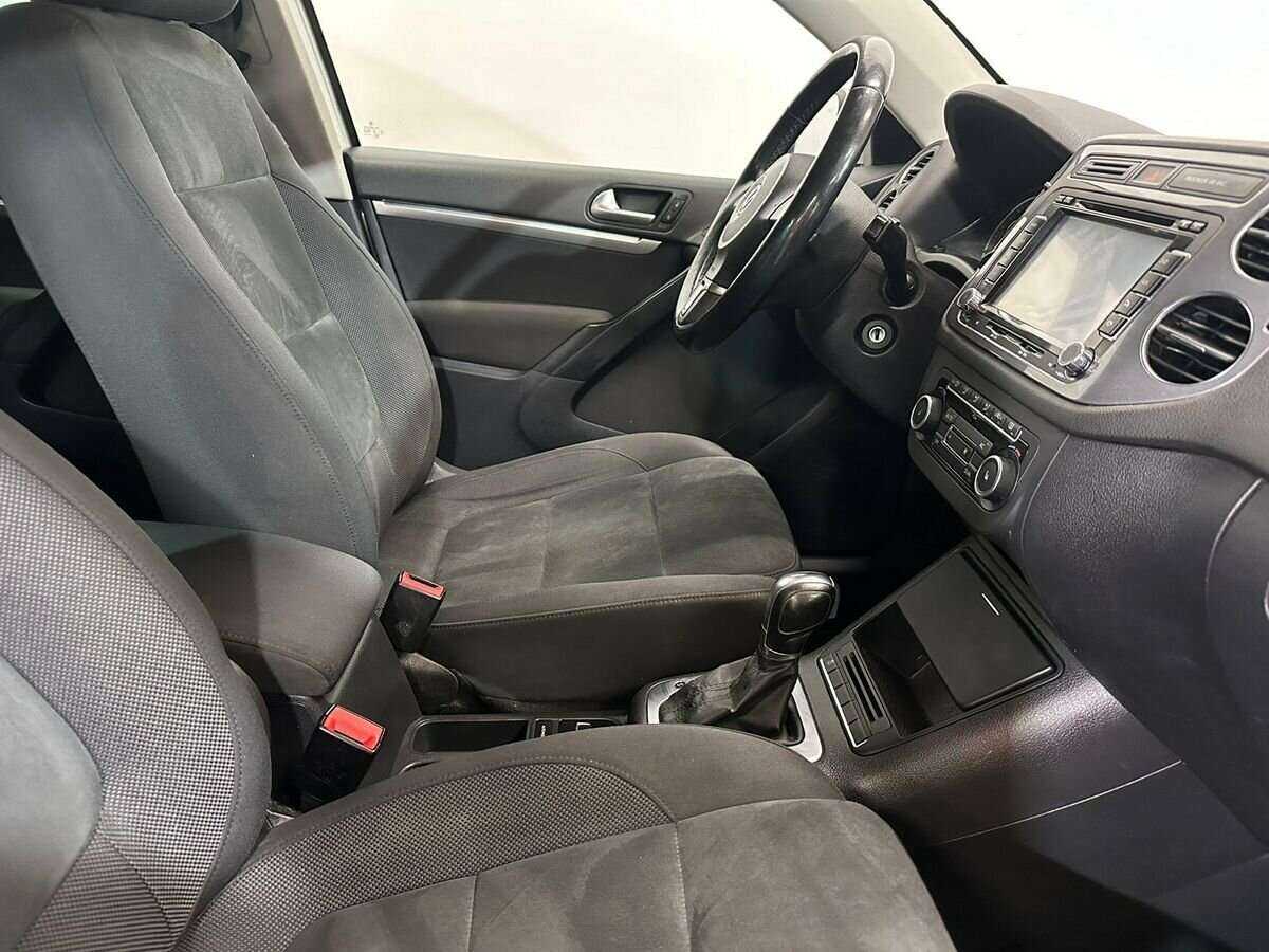 Купить Volkswagen Tiguan, 2011, 229 790 км, фото №10