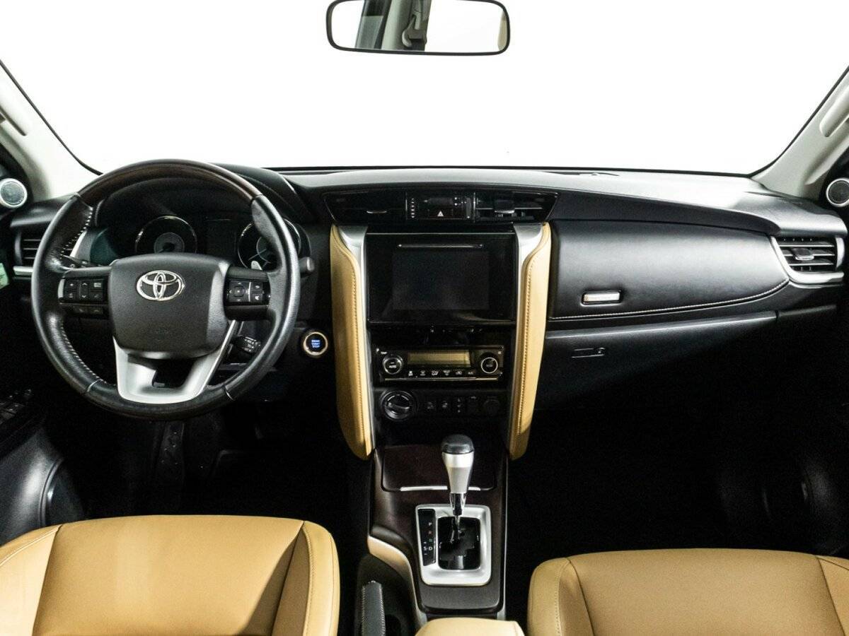 Купить Toyota Fortuner, 2019, 113 061 км, фото №11
