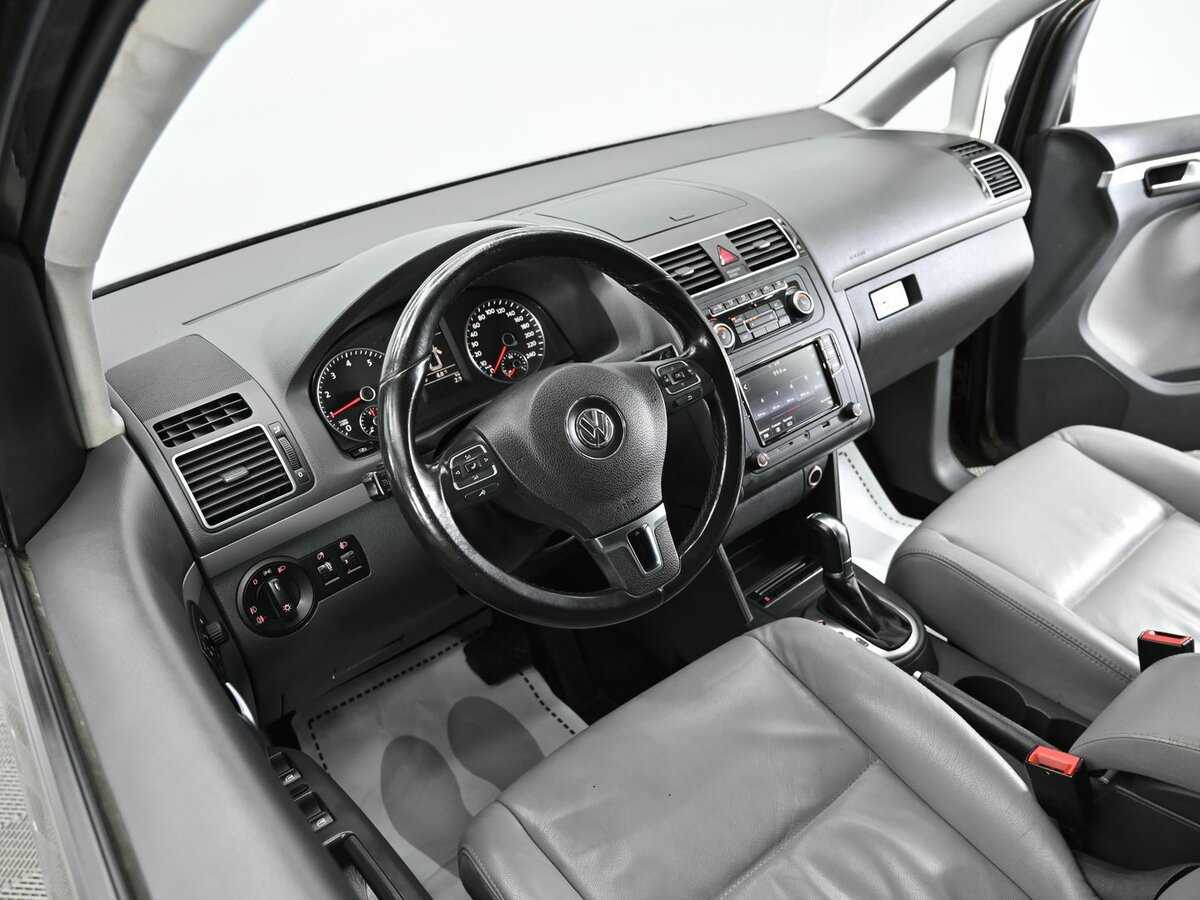 Купить Volkswagen Touran, 2012, 158 000 км, фото №11