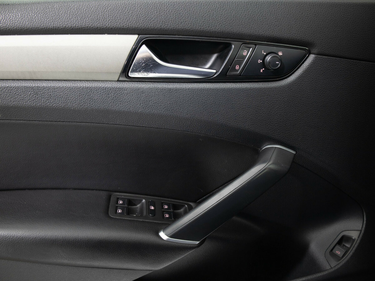 Купить Volkswagen Passat (North America and China) II (NA Market), 2020, 102 621 км, фото №15