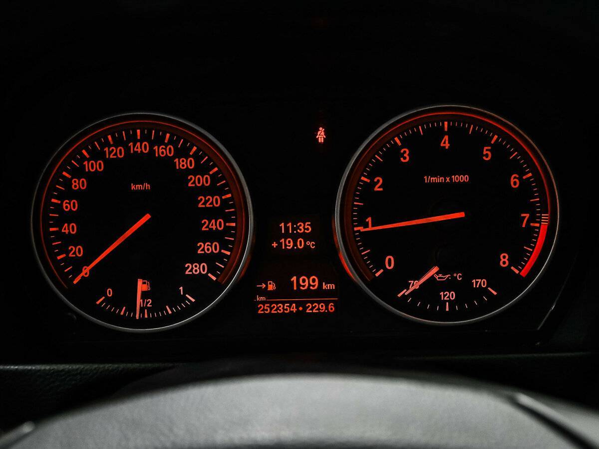 Купить BMW 3 серии 328i xDrive, 2007, 252 353 км, фото №10