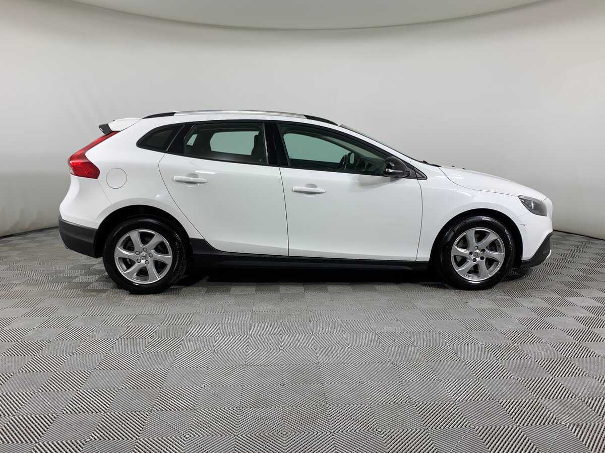 Купить Volvo V40 Cross Country, 2017, 137 895 км, фото №4