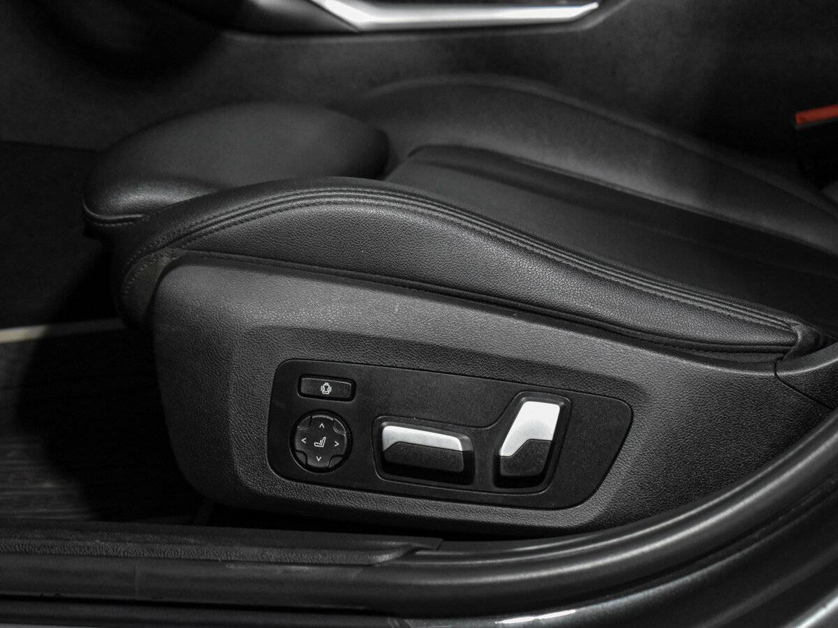 Купить BMW 3 серии 330i, 2019, 124 258 км, фото №8