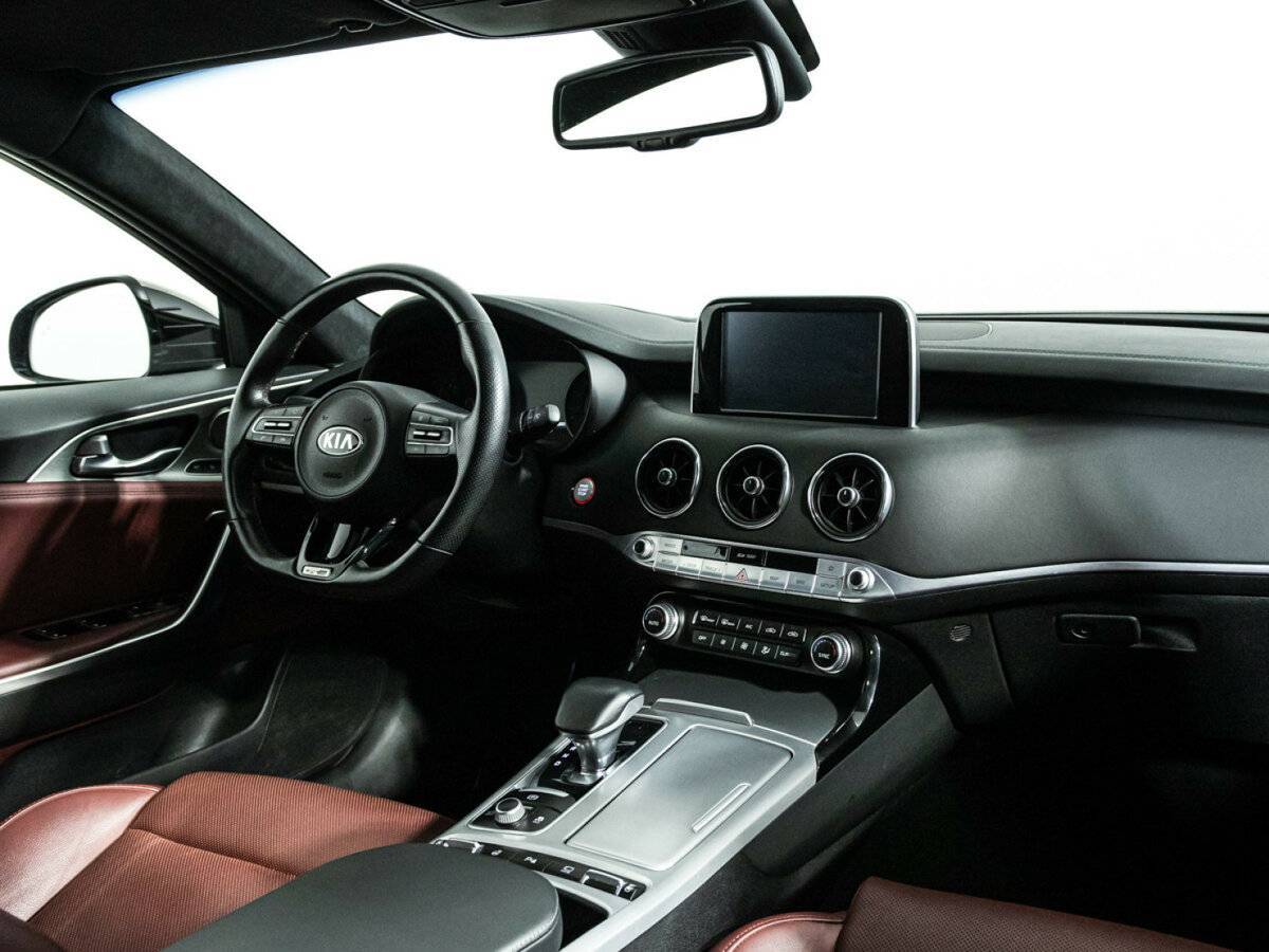 Купить Kia Stinger, 2018, 68 335 км, фото №9