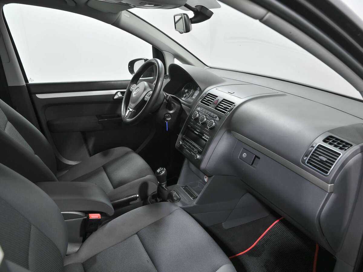 Купить Volkswagen Touran, 2013, 205 281 км, фото №16
