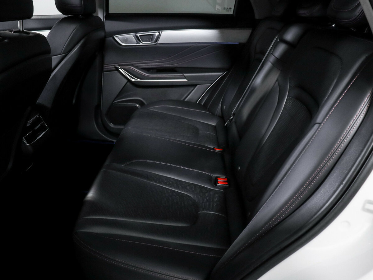 Купить FAW Bestune T99 I Рестайлинг, 2023, 33 000 км, фото №10