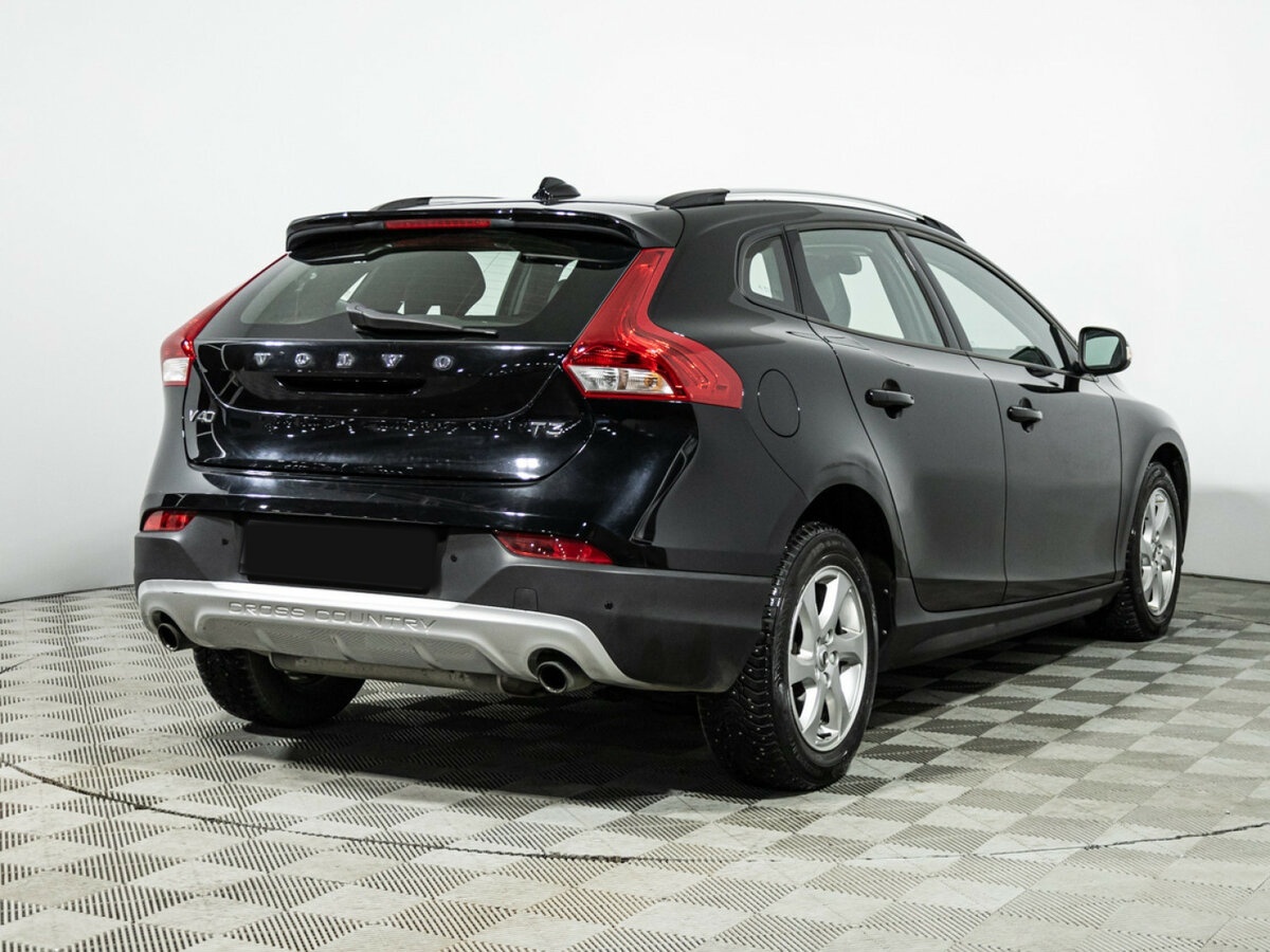 Купить Volvo V40 Cross Country I Рестайлинг, 2017, 45 000 км, фото №5