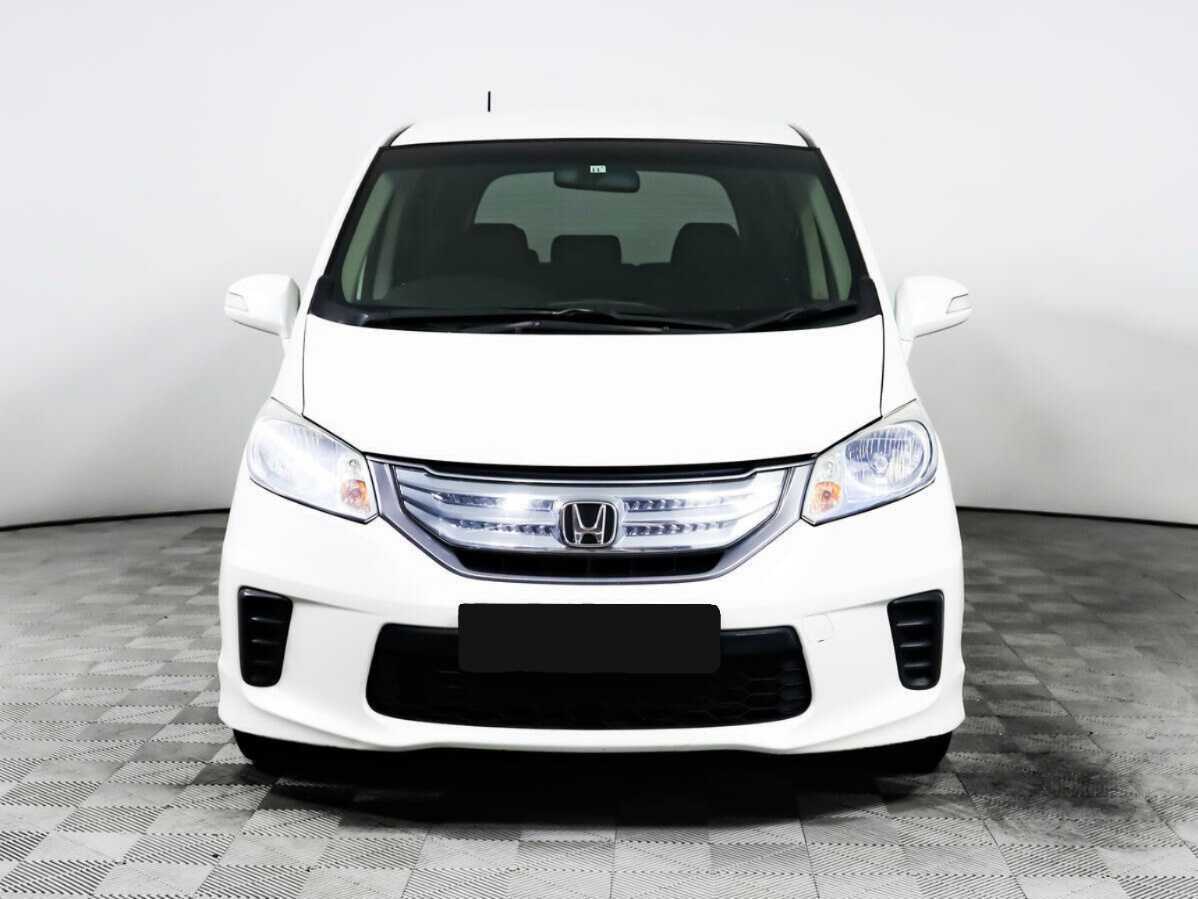 Купить Honda Freed, 2013, 146 000 км, фото №2