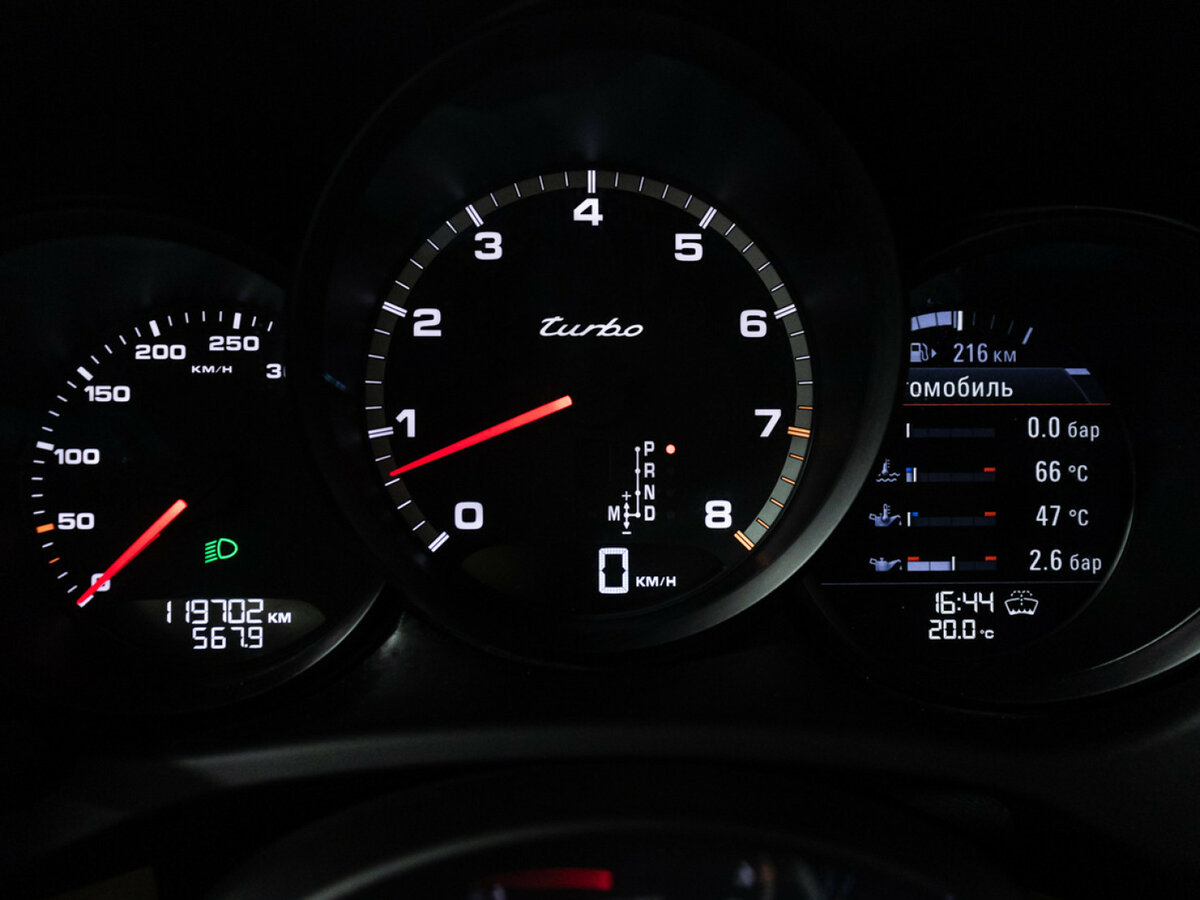 Купить Porsche Macan Turbo I, 2014, 119 699 км, фото №12