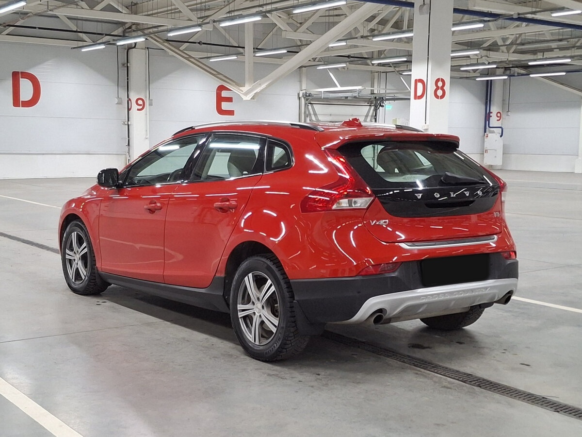 Купить Volvo V40 Cross Country I Рестайлинг, 2017, 133 679 км, фото №7