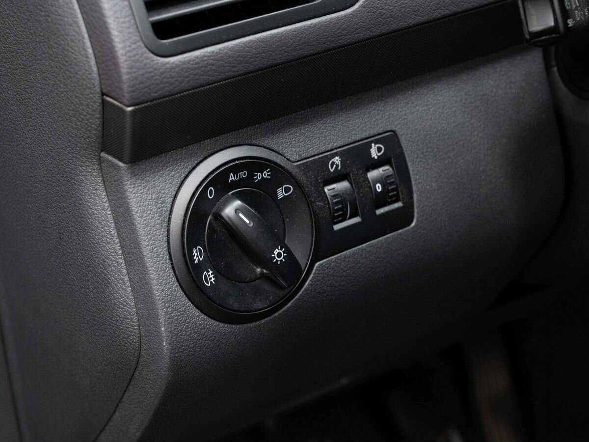 Купить Volkswagen Touran, 2008, 265 000 км, фото №16