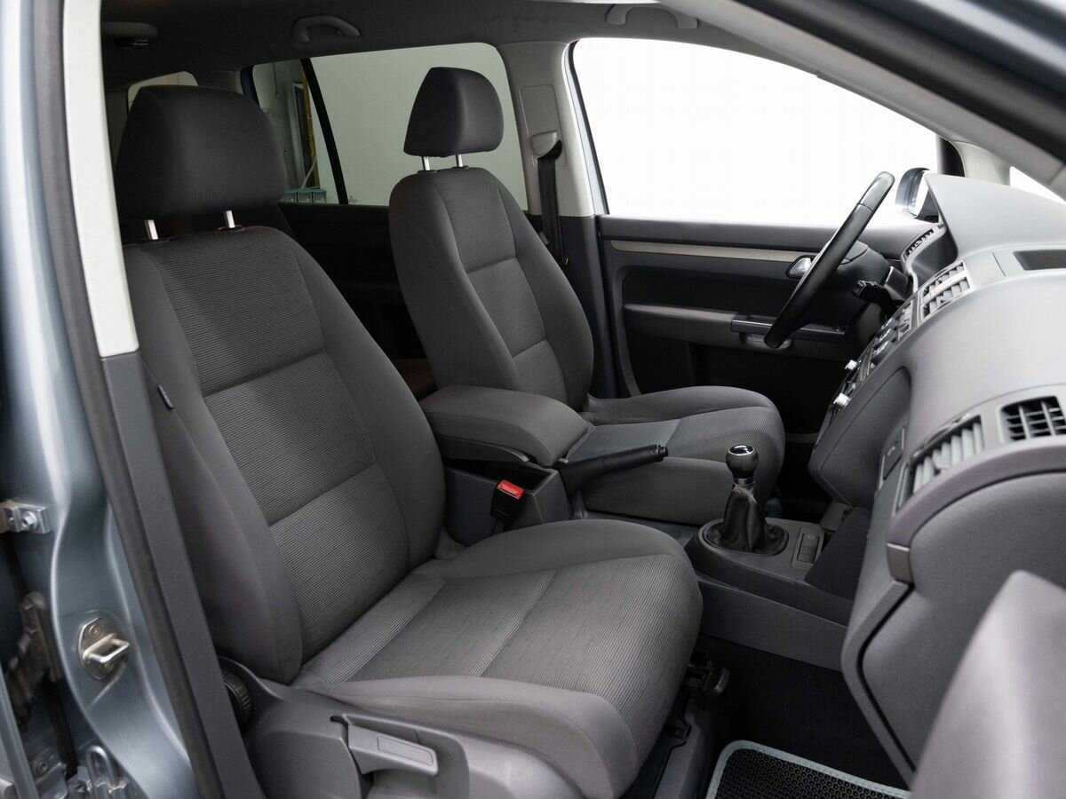 Купить Volkswagen Touran, 2008, 265 000 км, фото №12